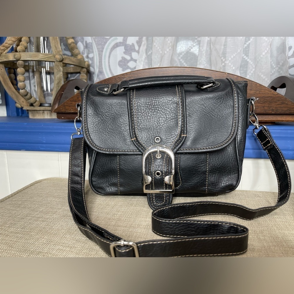 EMILIE M Women's Black Vegan Leather Buckle Accent Shoulder Bag Purse